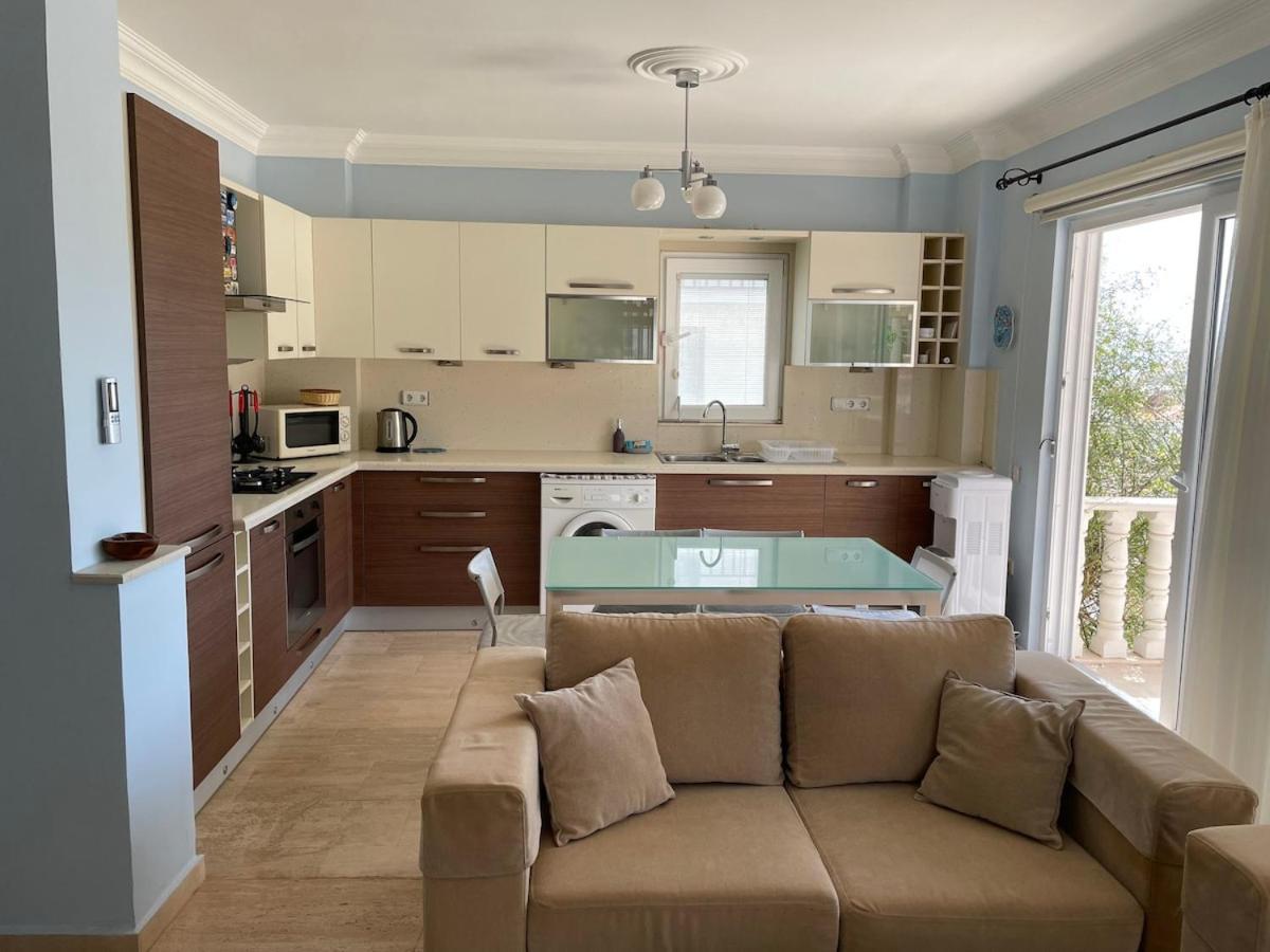 Sweet Family House